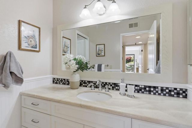 49 Showers Drive E245, Mountain View, CA 94040