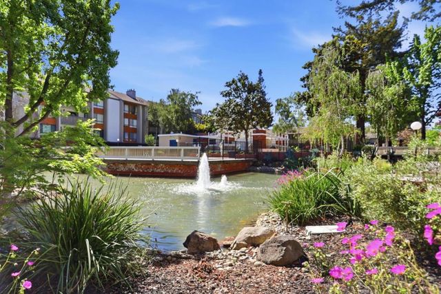 49 Showers Drive E245, Mountain View, CA 94040