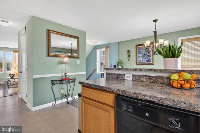 9 SALVATORE CT, Lancaster, PA 17603