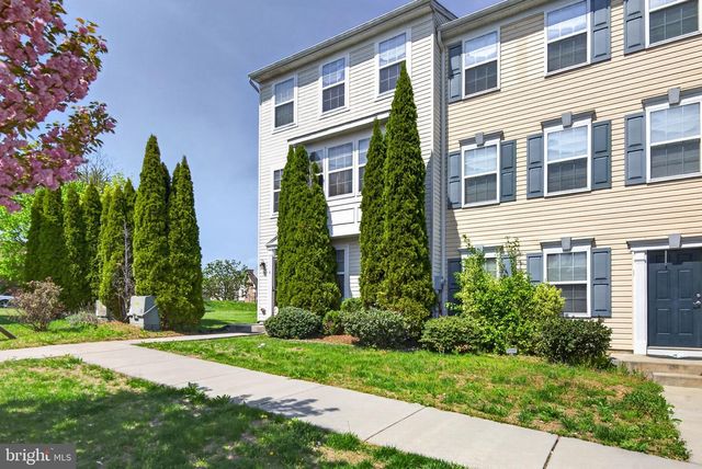 9 SALVATORE CT, Lancaster, PA 17603