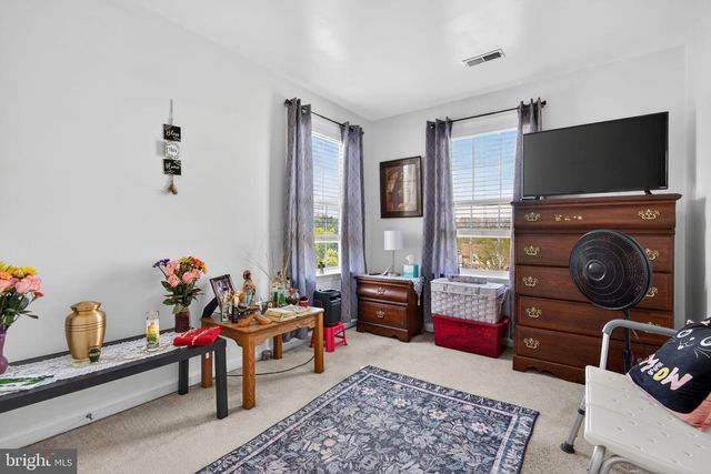 9 SALVATORE CT, Lancaster, PA 17603