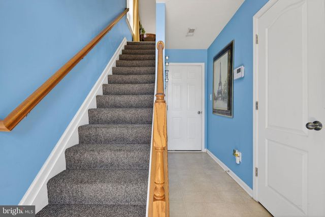 9 SALVATORE CT, Lancaster, PA 17603