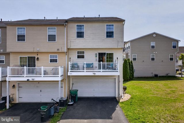 9 SALVATORE CT, Lancaster, PA 17603