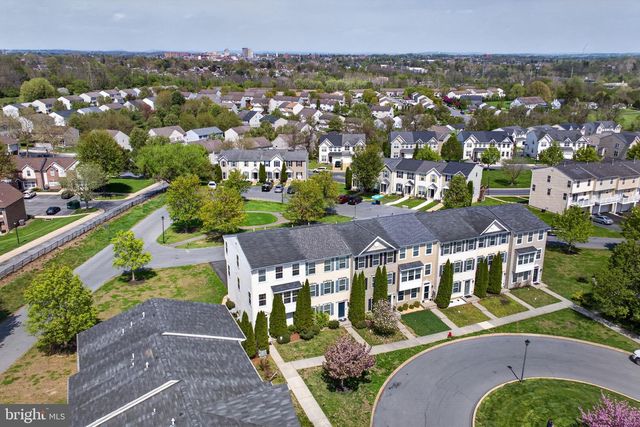 9 SALVATORE CT, Lancaster, PA 17603