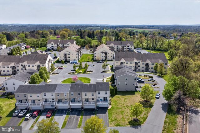 9 SALVATORE CT, Lancaster, PA 17603