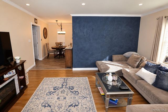 251-35 71st Road 51 A, Bellerose, NY 11426