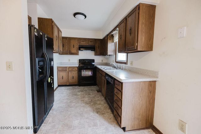 2623 W Laskey Road, Toledo, OH 43613