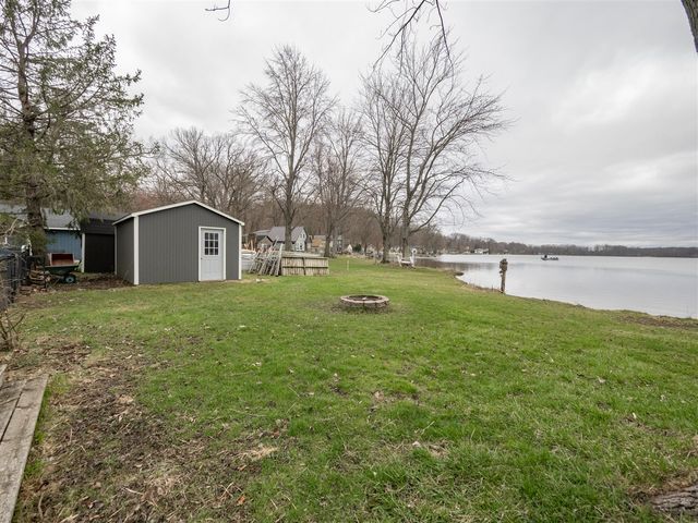 3053 E Baseline Road, Gobles, MI 49055