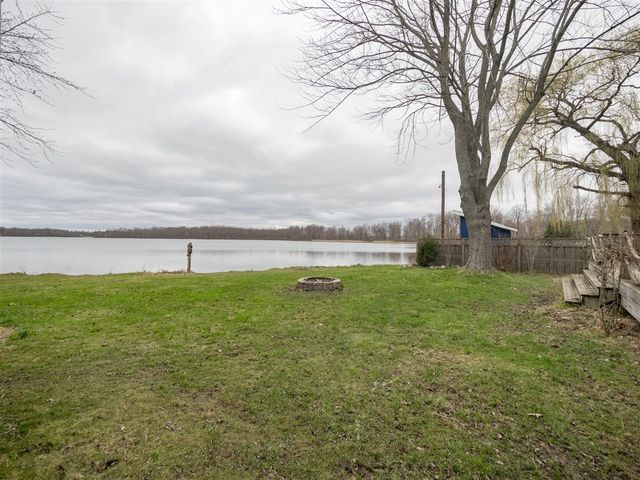 3053 E Baseline Road, Gobles, MI 49055