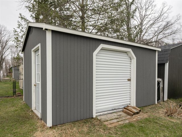 3053 E Baseline Road, Gobles, MI 49055