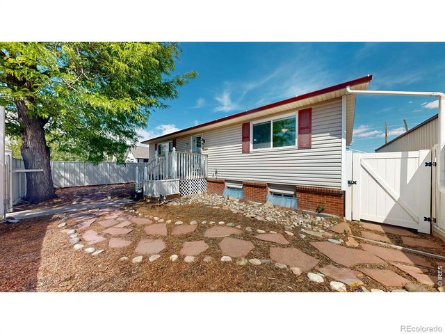 2716 9th Avenue, Greeley, CO 80631