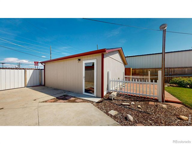 2716 9th Avenue, Greeley, CO 80631