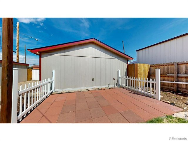 2716 9th Avenue, Greeley, CO 80631