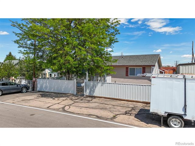 2716 9th Avenue, Greeley, CO 80631