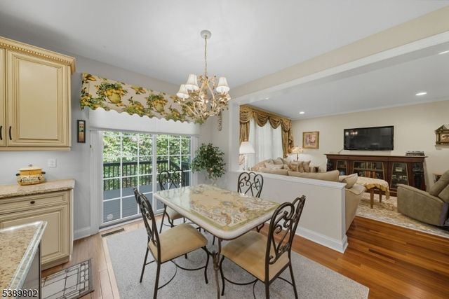 89 Schindler Ct, Parsippany-troy Hills Twp., NJ 07054