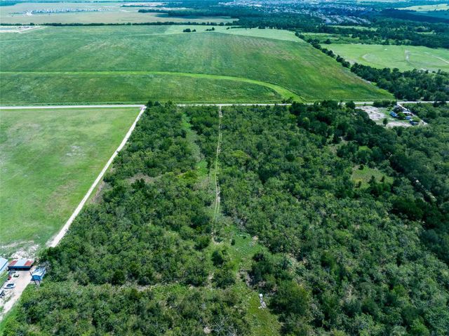 17509 Albert Voelker RD, Elgin, TX 78621
