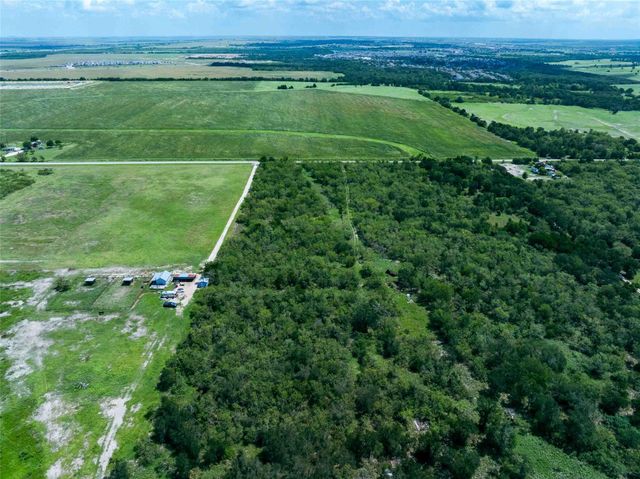 17509 Albert Voelker RD, Elgin, TX 78621