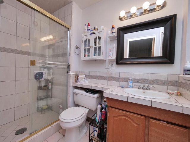 1037 Tenaya Ct, Manteca, CA 95337