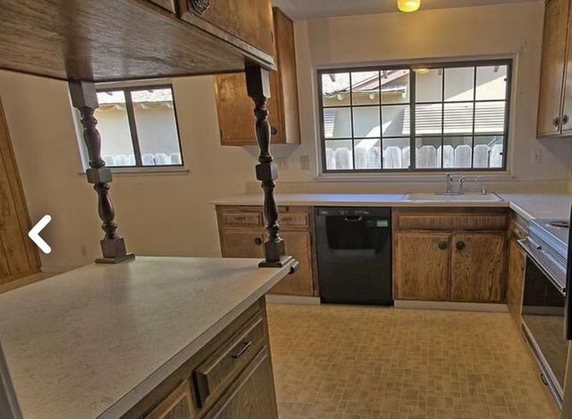 1037 Tenaya Ct, Manteca, CA 95337