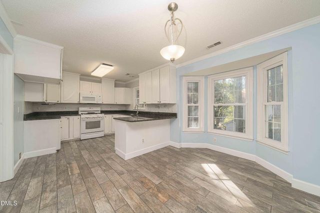 105 Fox Horn Run, Cary, NC 27511