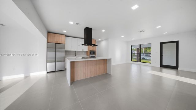 12471 SW 190th Terrace, Miami, FL 33177