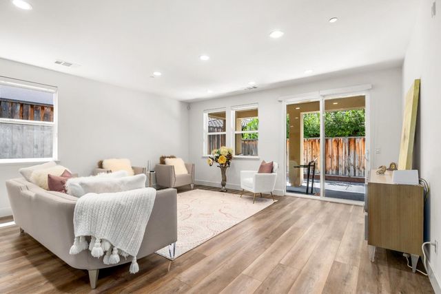 1151 Garcia Glen, Hollister, CA 95023