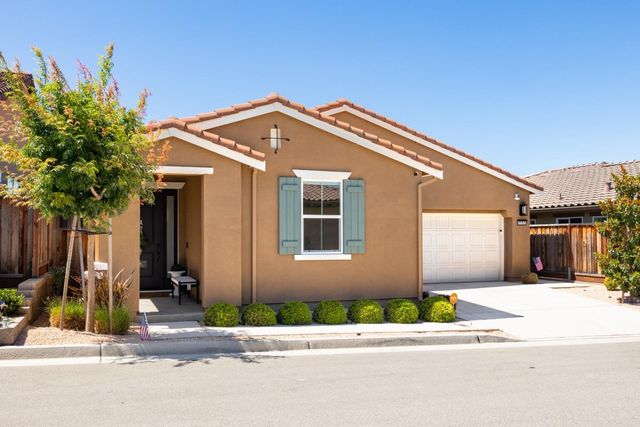 1151 Garcia Glen, Hollister, CA 95023