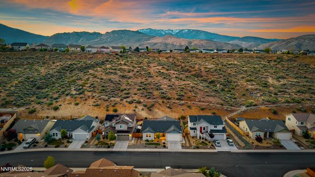 864 Tourmaline Drive, Carson City, NV 89705