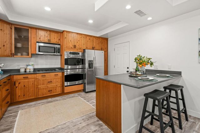 168 Carey Rd, Oceanside, CA 92054