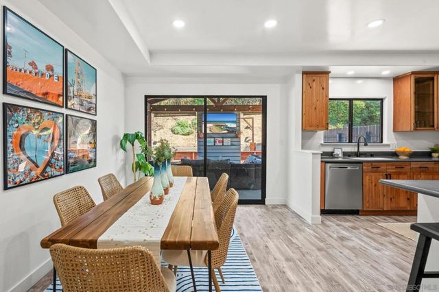 168 Carey Rd, Oceanside, CA 92054