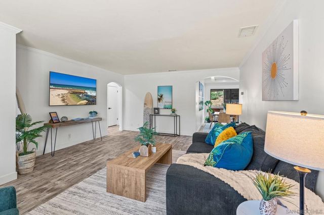 168 Carey Rd, Oceanside, CA 92054