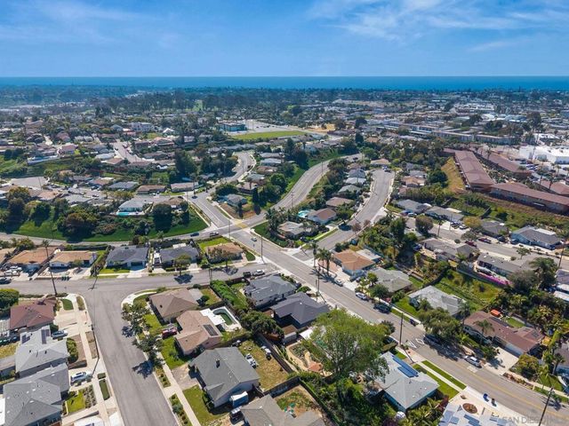 168 Carey Rd, Oceanside, CA 92054