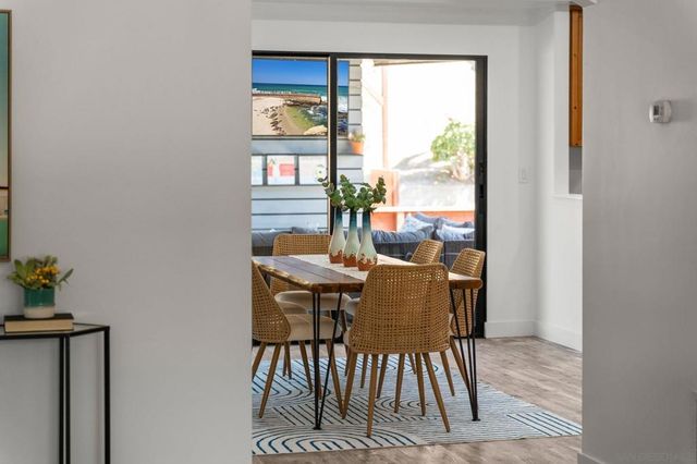 168 Carey Rd, Oceanside, CA 92054