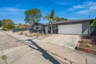 168 Carey Rd, Oceanside, CA 92054