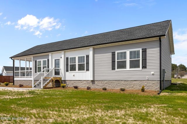 2246 Blackhawk Drive, Farmville, NC 27828