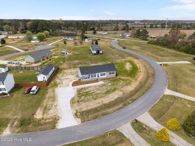 2246 Blackhawk Drive, Farmville, NC 27828