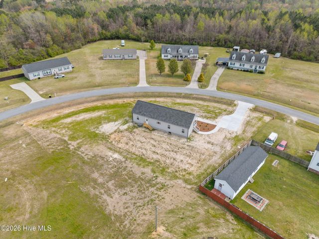 2246 Blackhawk Drive, Farmville, NC 27828