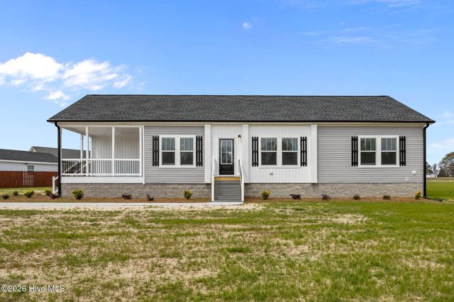 2246 Blackhawk Drive, Farmville, NC 27828