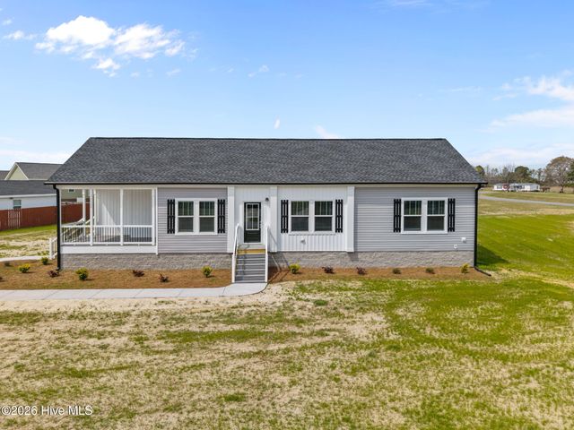 2246 Blackhawk Drive, Farmville, NC 27828