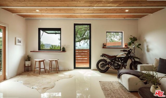 1107 Le Gray Avenue, Los Angeles, CA 90042