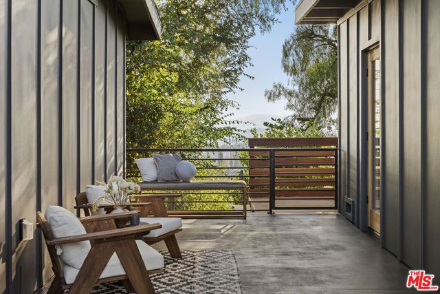 1107 Le Gray Avenue, Los Angeles, CA 90042