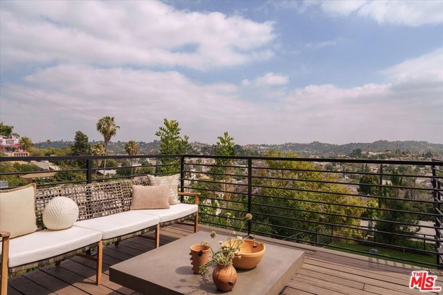1107 Le Gray Avenue, Los Angeles, CA 90042