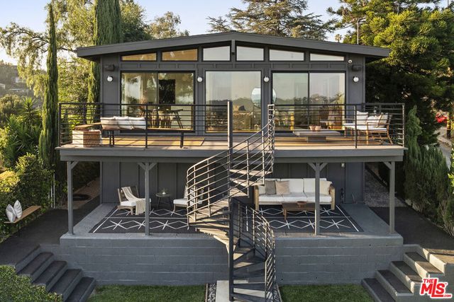 1107 Le Gray Avenue, Los Angeles, CA 90042
