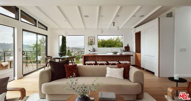 1107 Le Gray Avenue, Los Angeles, CA 90042