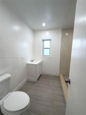 121 Flagami Blvd Front, Miami, FL 33144