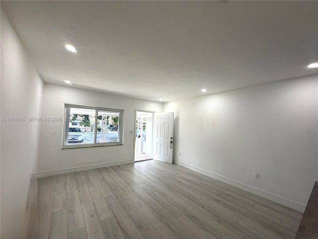 121 Flagami Blvd Front, Miami, FL 33144