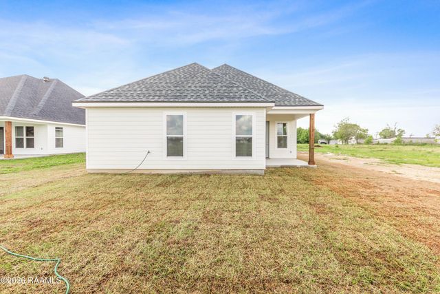 300 Long Creek Lane, Scott, LA 70583