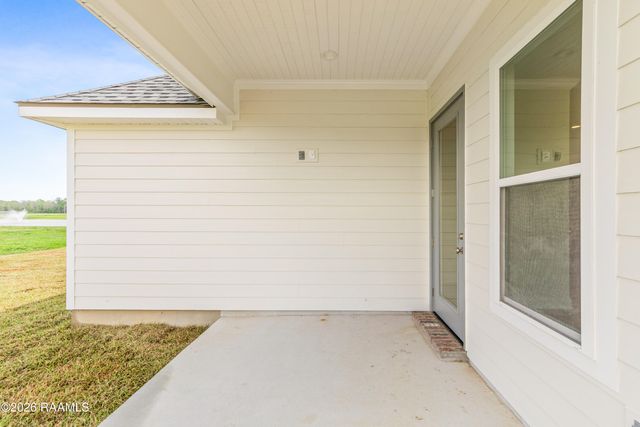 300 Long Creek Lane, Scott, LA 70583