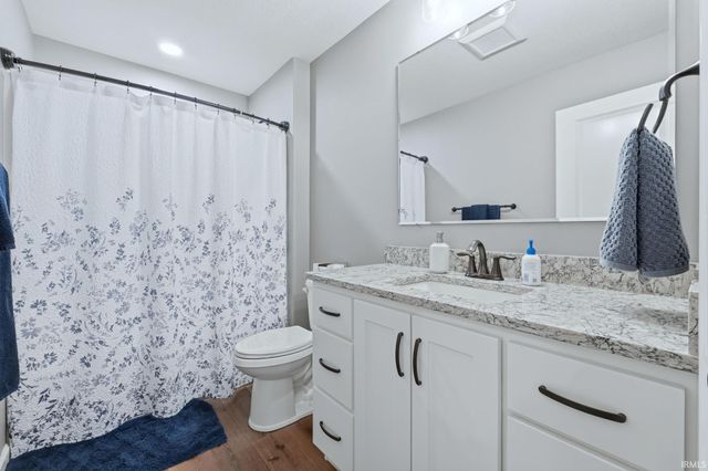 908 Midnight Chase Grove, Fort Wayne, IN 46845