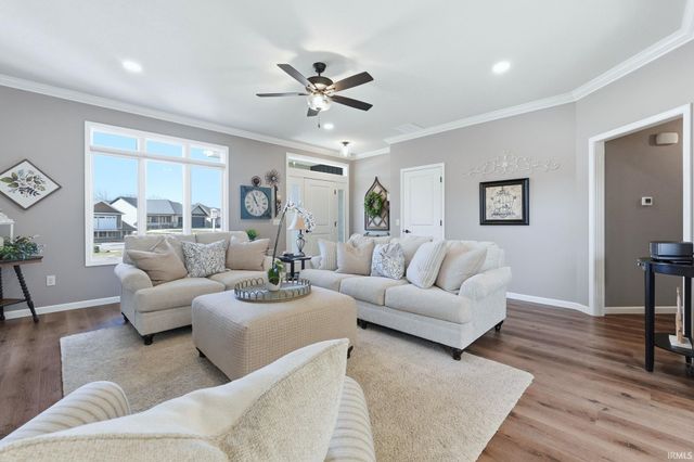 908 Midnight Chase Grove, Fort Wayne, IN 46845